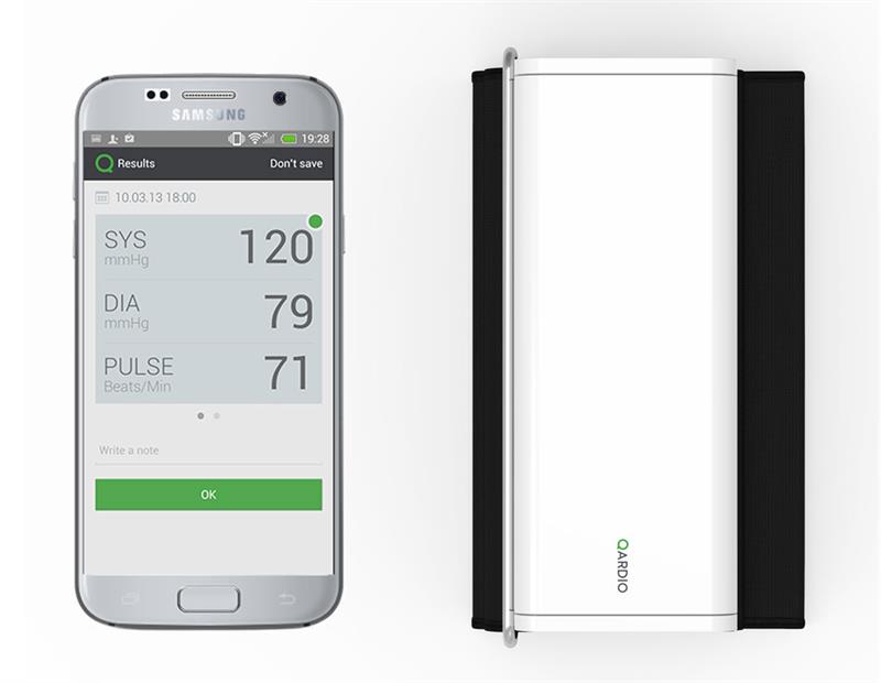 QardioArm Smartphone Blood Pressure Monitor-4