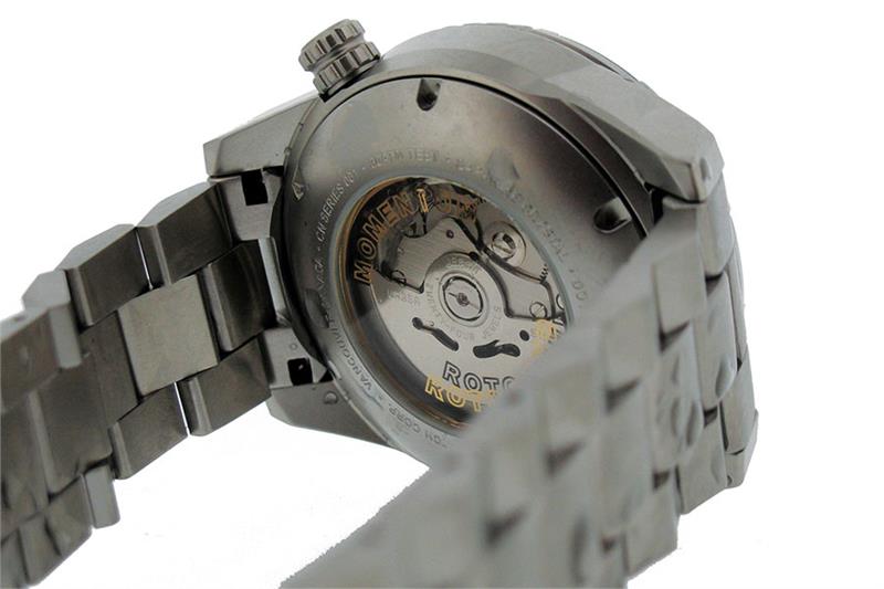 Momentum M30 Automatic Diving Watch with Stainless Steel Strap-3