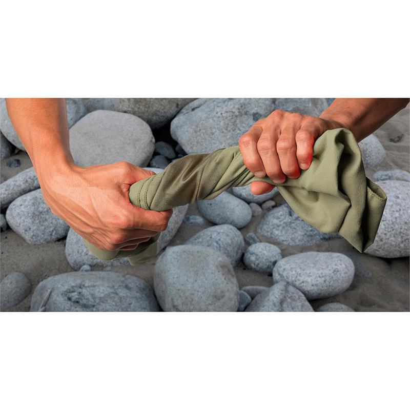 Sea to Summit Small Pocket Towel-1