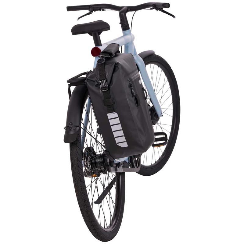 Thule Shield Pannier 22L-2