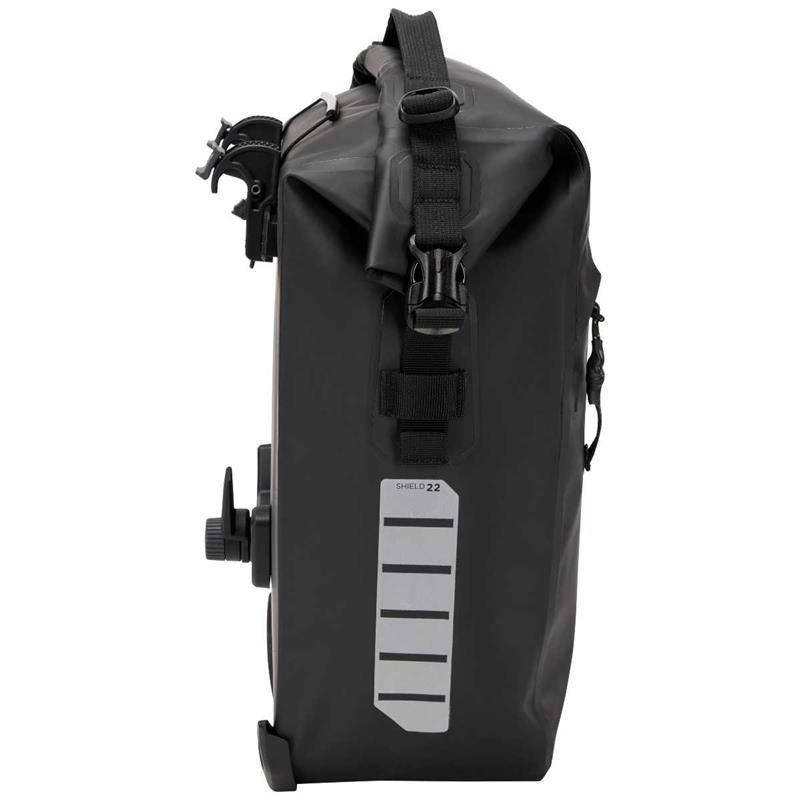 Thule Shield Pannier 22L-4